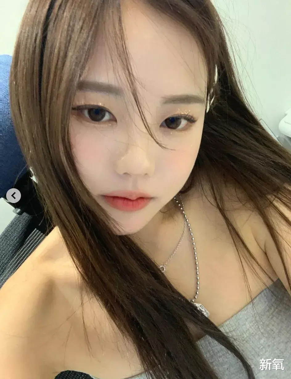 童颜|ins童颜美少女复出就要挨骂，网友又忍不住模仿她，冤枉么？