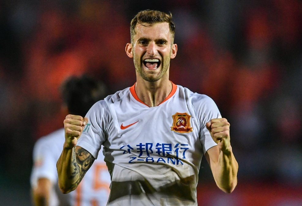 中超|武漢隊遇難題！不敬業(yè)外援只踢兩場就返回巴西了