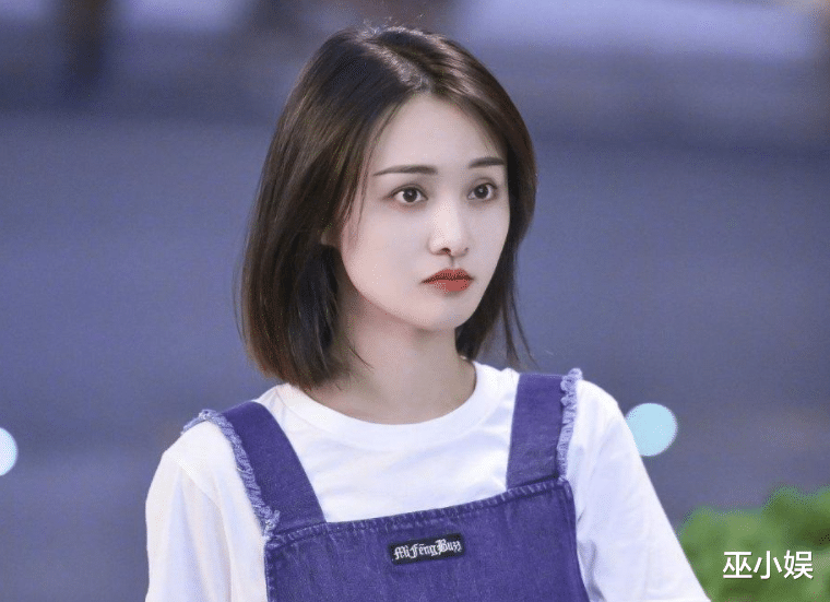 郑爽|郑爽背后的金主曝光，疑似某娱乐公司控股人，正在为郑爽洗白