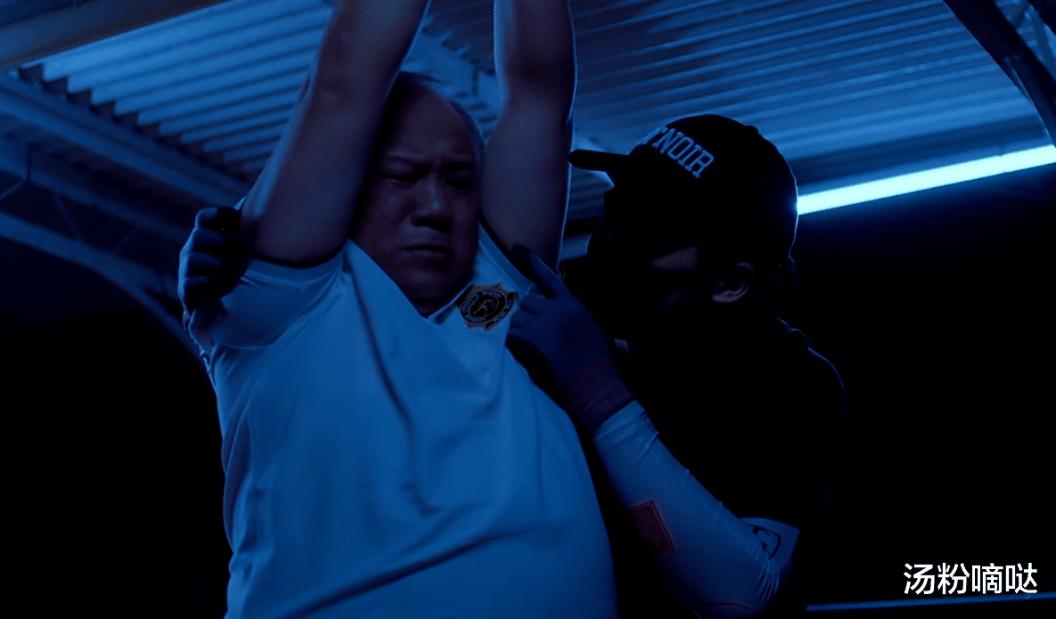 伙计办大事|开画8.3分,首集堪比大片,比《伙计办大事》还要爽的港剧出现了