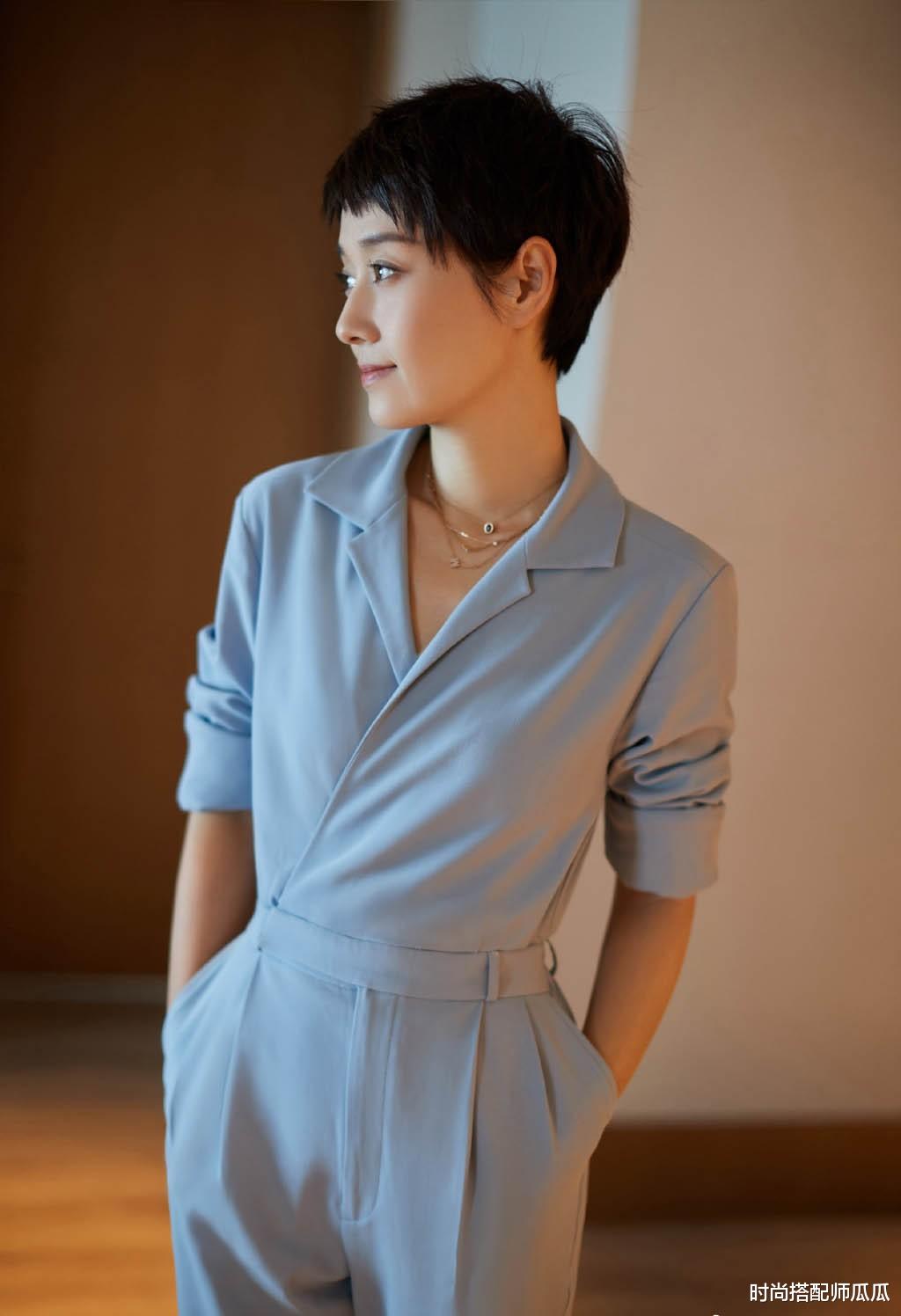 发型 ?建议中年女人,远离这3种“发型”!特别是第2种,显老还没气质