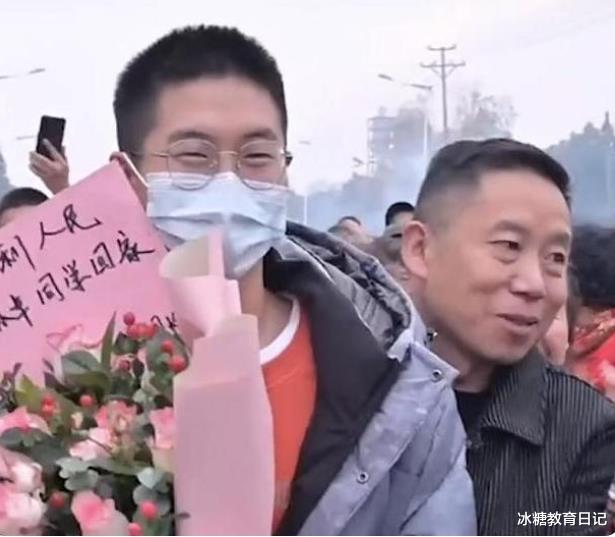 孙父驱车接孙卓回深圳,入学问题已有眉目,被爆养父母已翻脸