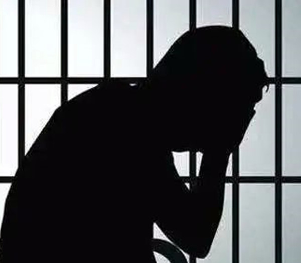 迈克尔·乔丹 男子为解寂寞出门寻欢，谁知被讹钱，一怒之下杀了人