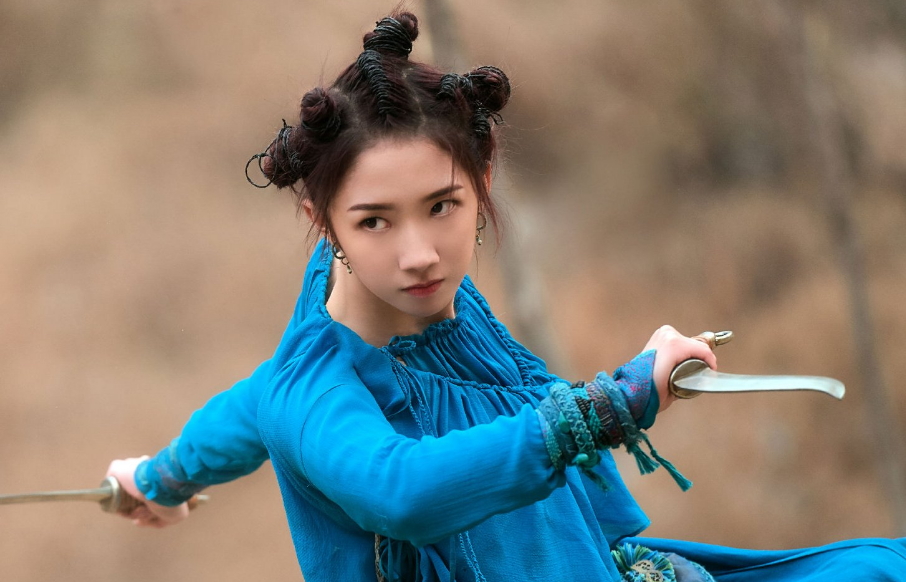 陆子艺|人前女偶像，人后当小三，孟小姐才不是一个没有故事的女同学