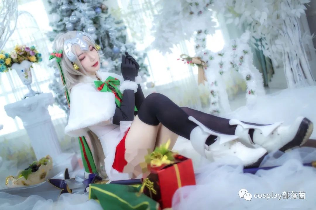 |cos:圣诞幼贞cos正片@子玉