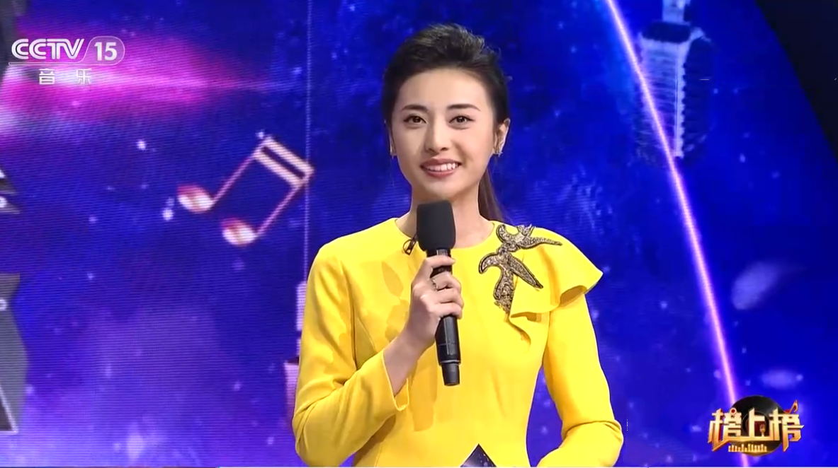 主持人|央视主持人张舒越出现“忘词”失误，卡壳影响观众观看体验