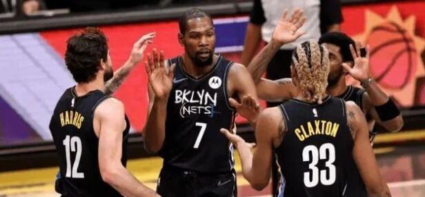 篮网队|官宣！篮网双核归位！赵四也复出，哈登季后赛之前可能归来