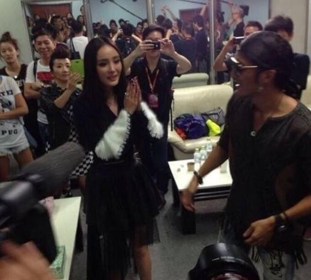 谢霆锋|谢霆锋被传有新欢,女方是圈中流量花旦!两人“亲密照”被扒出!