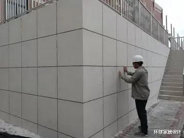 农村怪象：为何现在的自建房外墙不再贴瓷砖，而是选择喷真石漆？