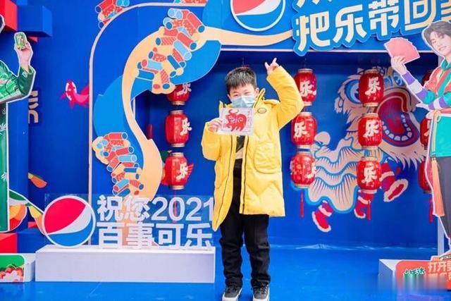 金鹰955电台 长沙南站年味列车再次“进站上车”，“扶好坐稳”爱心暖心高铁