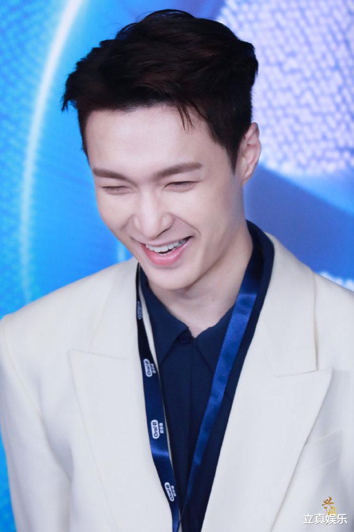 谁是凶手|徐峰立发文暗指张艺兴有“选妃”等不良行为 严正交涉后立马道歉