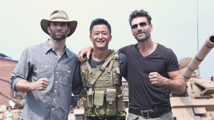 吴京|吴京全家国籍遭质疑，抛弃中国籍反过来教你爱国？看吴京霸气回应