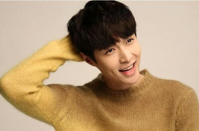 徐峰立|徐峰立因为小恩怨，疑似诽谤张艺兴，究竟什么仇险些把自己搭进去