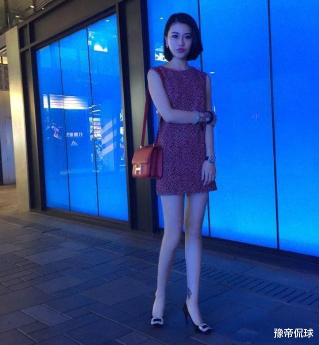 李根|中国勒布朗再婚，33岁迎娶年轻硕士美女，李根忘了前妻和球迷互怼
