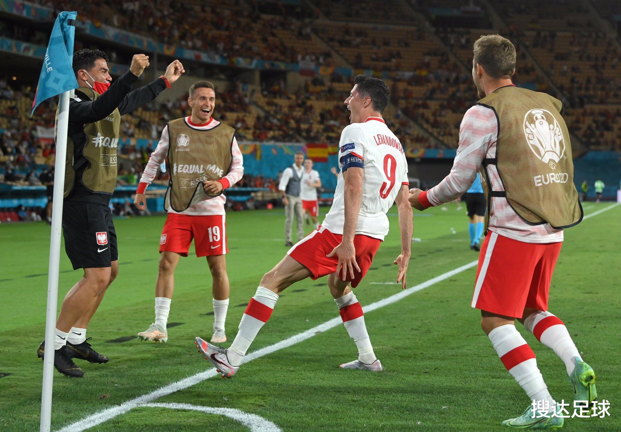 欧洲杯|1-1，欧洲杯最差种子队诞生！2轮2分+只进1球，今夜创25年耻辱