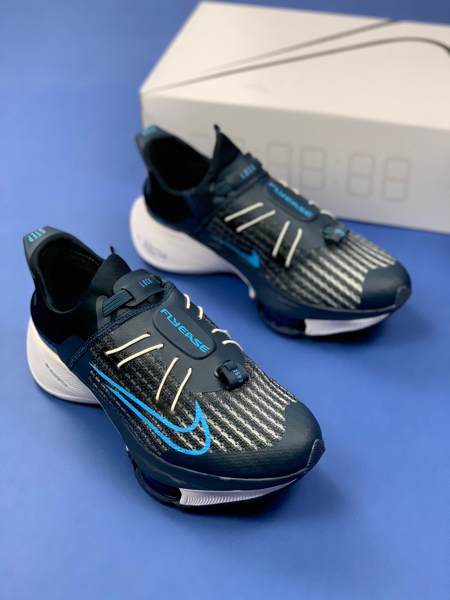 耐克Zoom Tempo Next% FlyEase 马拉松 气垫超跑 蓝白