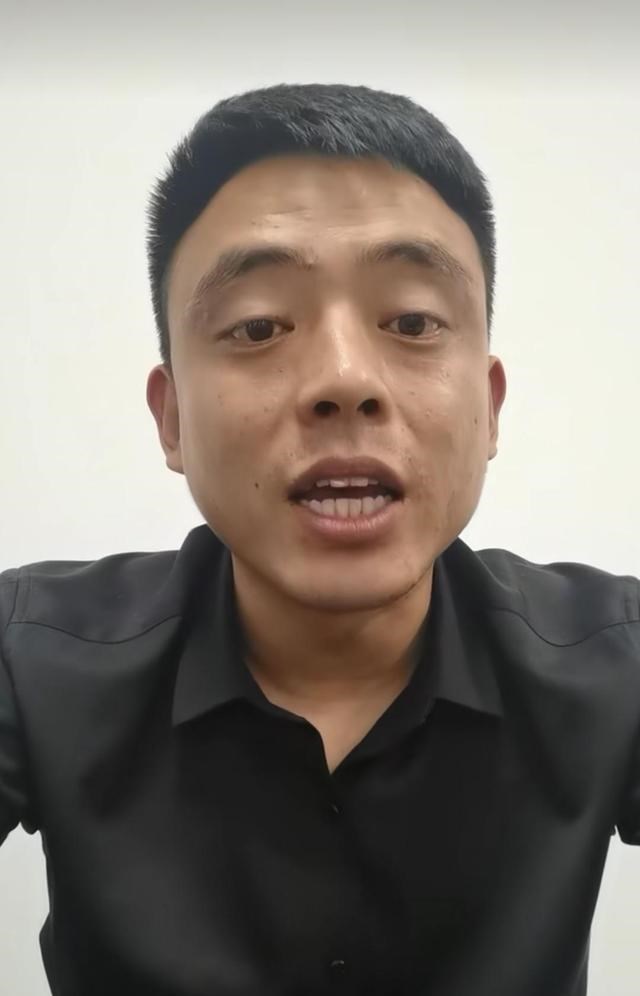 央视|8位被“央视”点名批评的网红，个个花样低俗，没有一个值得同情