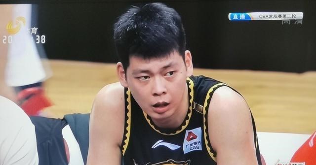 广东男篮|未雨绸缪！高诗岩之后谁来撑起山东男篮后卫线？