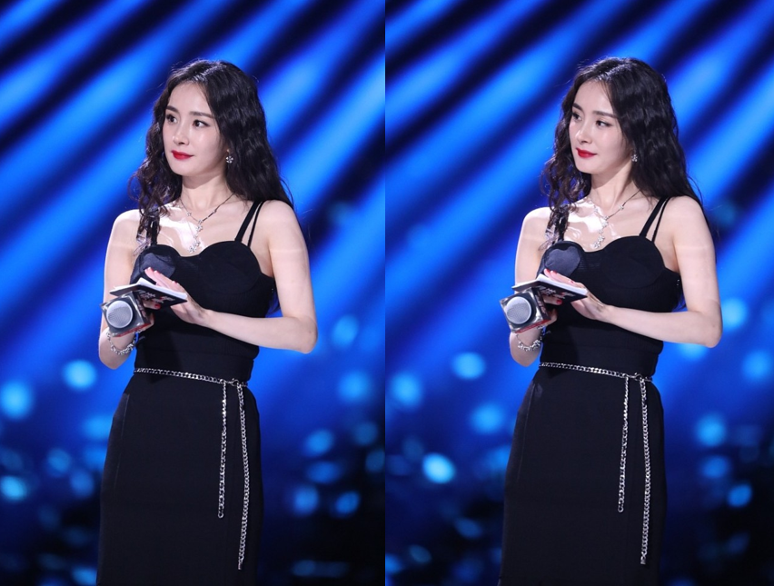 刘美华时尚 杨幂每个年龄段美的都不同，穿上能显身材的吊带裙，复古美好迷人