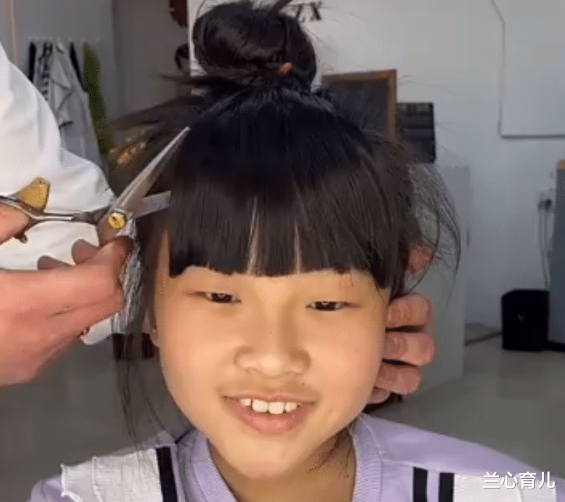 发型|女儿花200元剪头发,从村姑“蜕变”成仙女,惊艳了时光