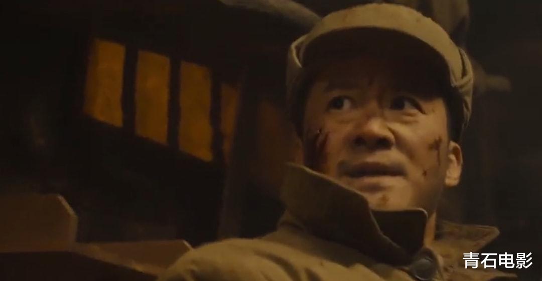 吴京|190亿！拄拐进组、全身缝针上百处，“票房之王”吴京是拼出来的