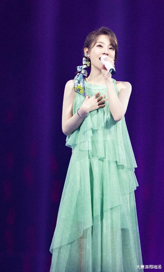 吴宇恒|华语流行音乐金曲榜揭晓，冯提莫新歌两度夺冠，演唱实力受认可