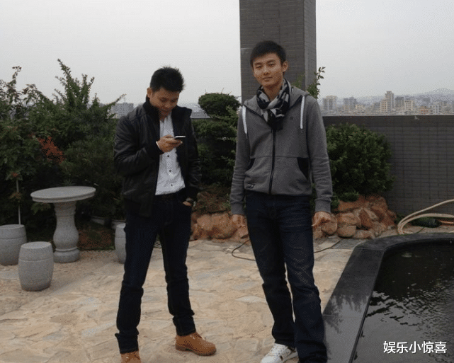 王俊凯|《心动4》马子佳旧照曝光，毛刺头皮肤黝黑，与孔汝淳有一拼