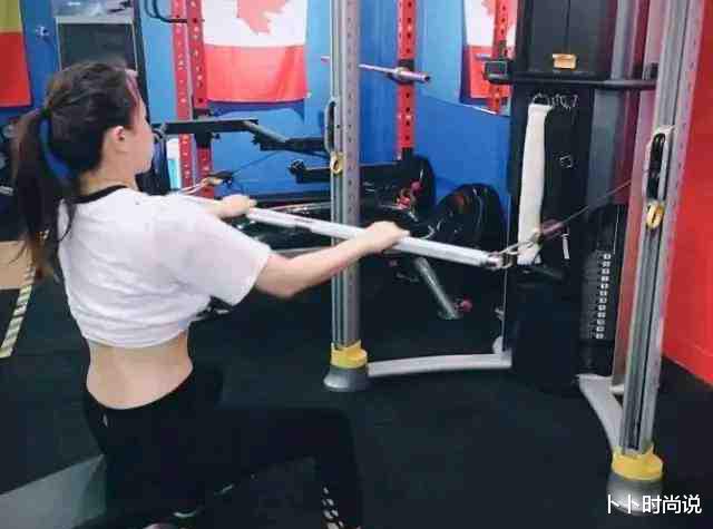 伊能静|把自己当成公主一样爱惜，53岁的伊能静，活成了女孩们羡慕的样子