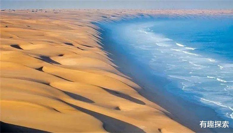 塔克拉玛干沙漠 塔克拉玛干沙漠突发洪水，300平方公里全是水，地球气候乱套了？