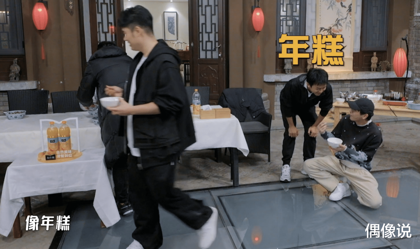 邓超|孙俪晒邓超做的biangbiang面，直夸不难吃！但缺少一道工序