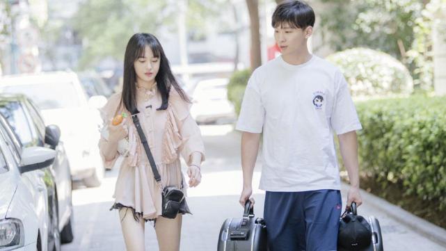 郑爽|网曝张恒发起新一轮攻势，托人曝光郑爽辱骂圈内艺人聊天截图