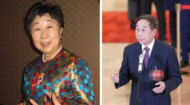 冯巩|出身名门却经历坎坷，荣登春晚32次的冯巩，终于退休了！