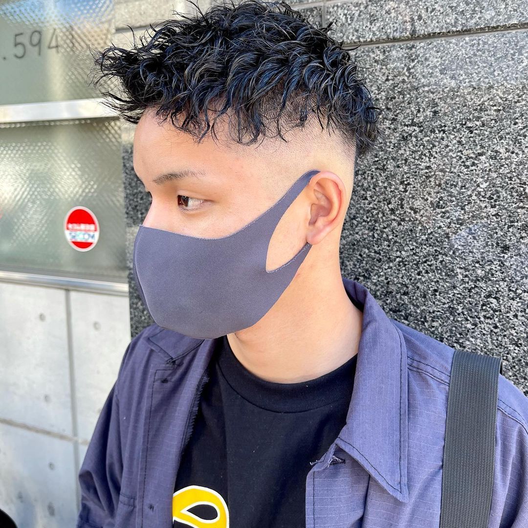 男士发型 男士发型怎么剪才帅气？两侧推短三七分不连接，效果都不错