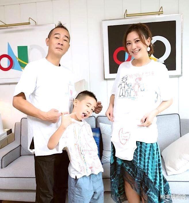 吕珊|港媒曝陈小春应采儿花百万改名催运，总身家超5亿，单集片酬180万