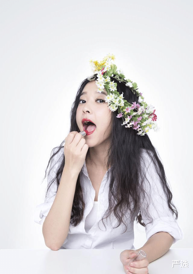 淡妆|建议女人：出门最好化淡妆，教你正确的化妆顺序，简单易学还好看