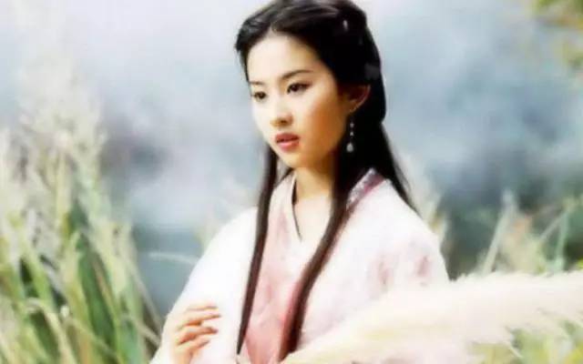 杨紫|娱乐圈公认最摄人心魄的36张脸，愿时光倒回去！