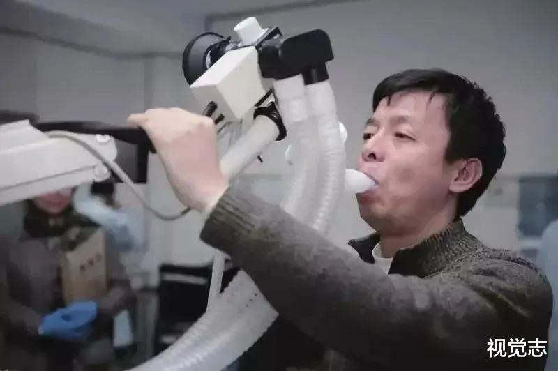 那个从没去过太空的航天员,把女儿也搭上了