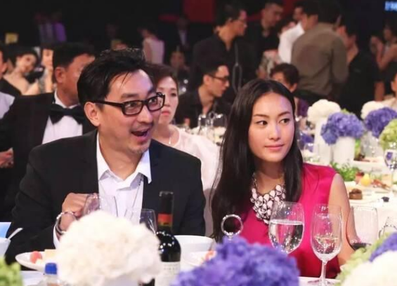 秦舒培|秦舒培22岁嫁富豪，25岁爱上陈冠希，和陈冠希未婚生女成人生赢家！