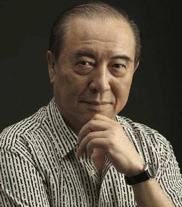 柯俊雄|柯俊雄横跨港台影坛和政界的传奇一生