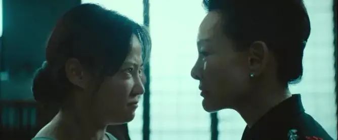 肖央|神作跌下神坛，可惜了他影帝般的演技