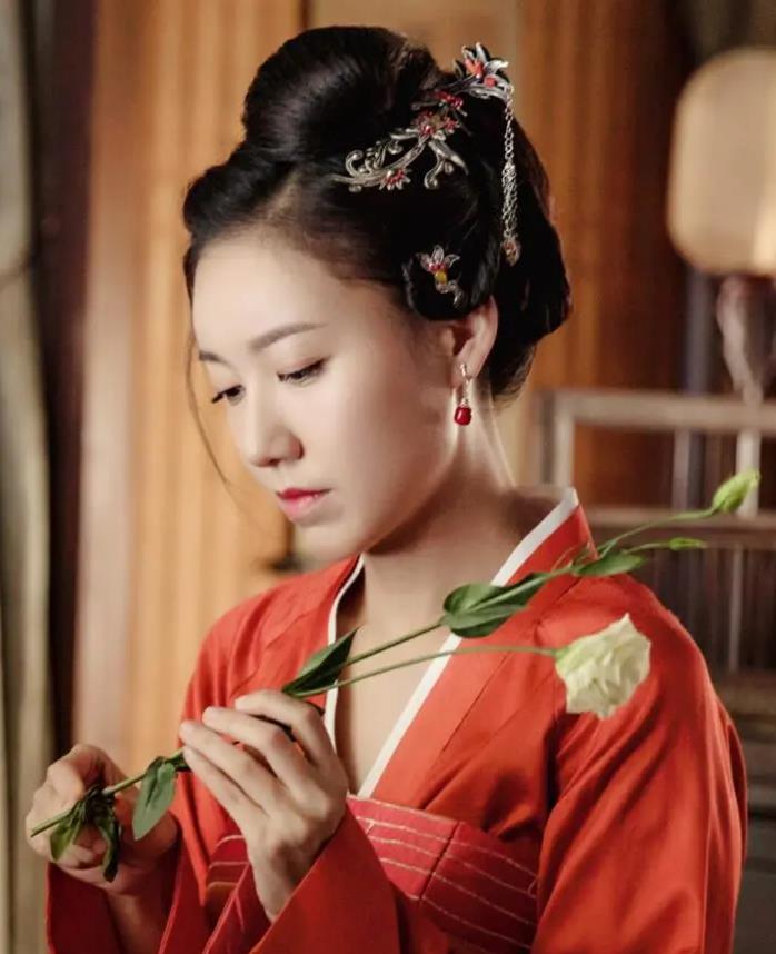 高露|《知否》“林小娘”是导演用了一个计谋才找来高露，网友：太会找了