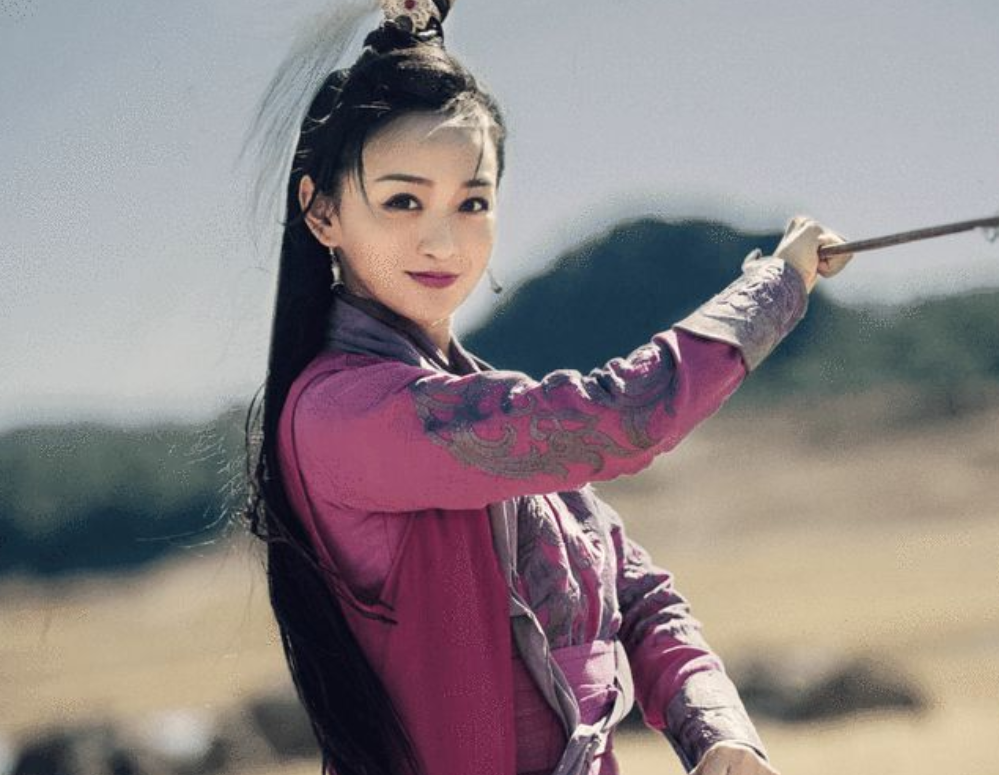 阿紫|何泓姗的阿紫登场啦！网友笑称：这么灵动是不是没戴帽子的原因？