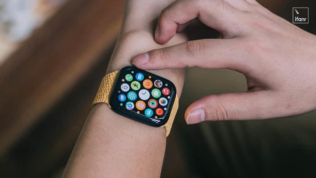 华为鸿蒙系统|Apple Watch Series 7 的大屏幕，能带给我们多少「大不同」？