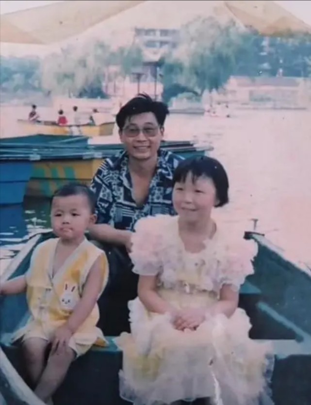 小路杂谈 错换人生28年:邻居称郭威从小伺候姐姐长大,不入族谱被亲戚排挤!