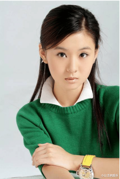 李小萌|她是娱乐圈最干净女演员，丈夫为她拒接吻戏，如今35岁像18岁少女