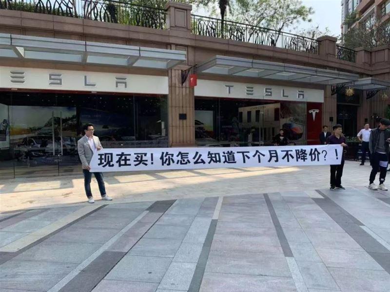 |特斯拉刹车事件反转了？原始数据显示刹车没毛病，车主疑无理取闹