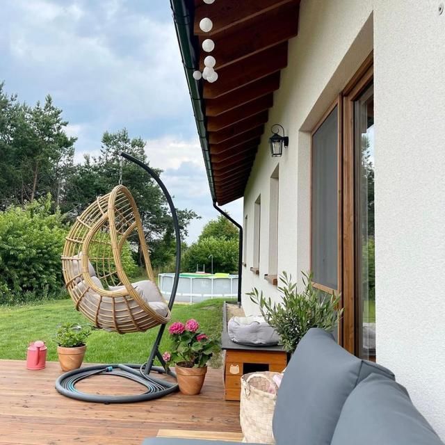 51岁北欧阿姨晒出乡下自建房，没成想火的“一塌糊涂”，太治愈！