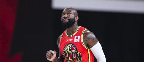 瓊斯|CBA三消息：新疆搬遷至陜西，瓊斯將加盟北控，寂寞確定續(xù)約上海