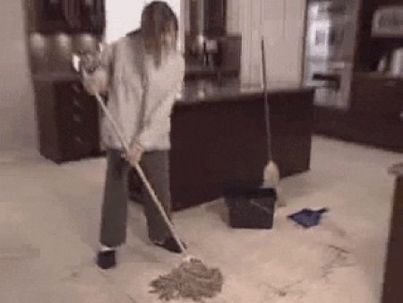 天天扫地,地板毛絮还很多?保洁教你几招,毛絮自动消失,真实用