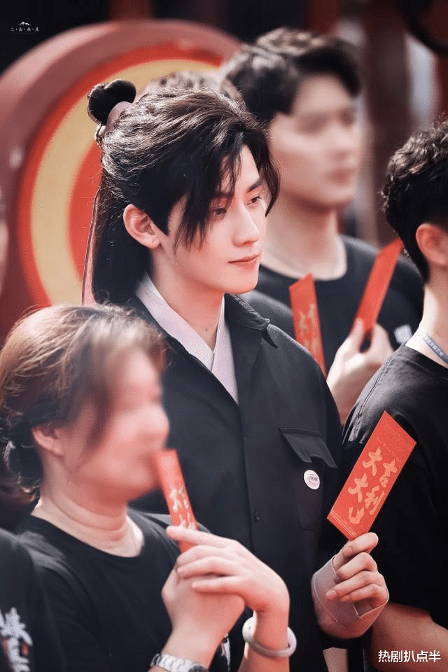 梁汉文|张雨绮男友晋升成“古装丑男”，求求“外行人”不要祸害古装电视剧了！